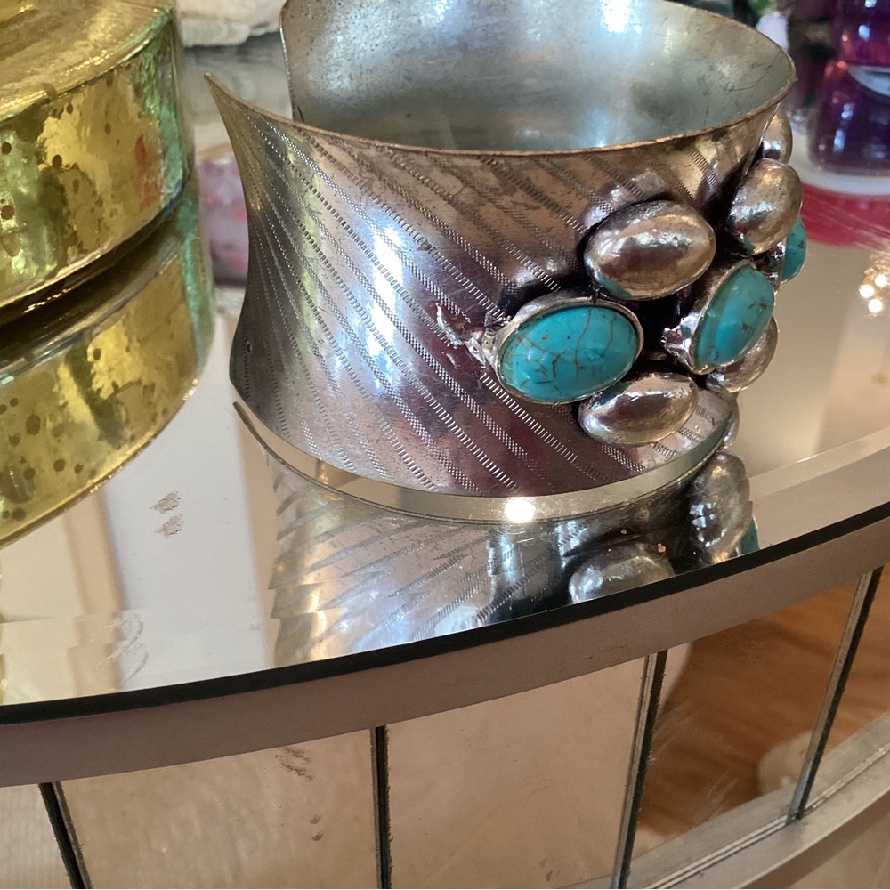 Beautiful Statement Bracelet - image 2